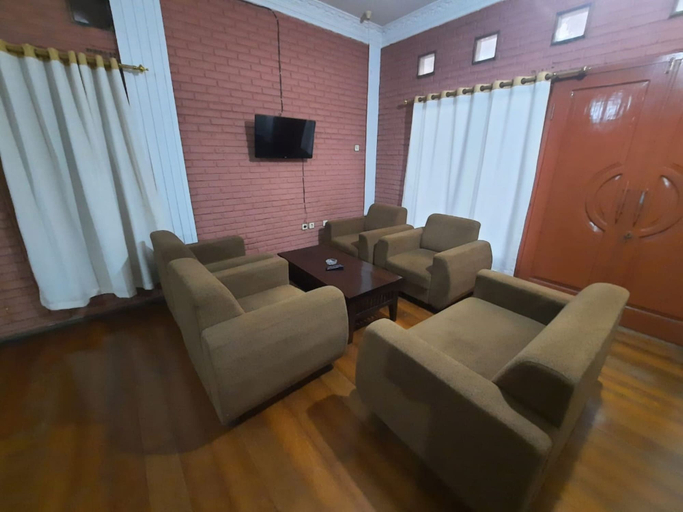 Others 5, Wisma Acidalia Syariah, Bandung