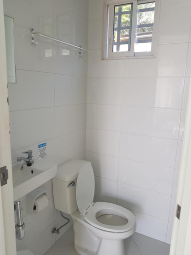 Bathroom 4, Seascape Resort Oslob, Oslob