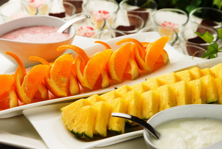 Food & Drinks 6