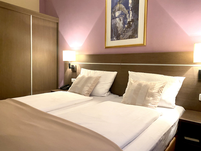 Bedroom 4, Hotel Hansehof, Hamburg