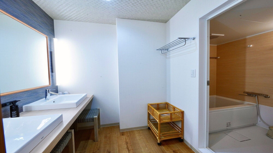 Bathroom 4, Kisyu Shirahama Onsen Musashi, Shirahama