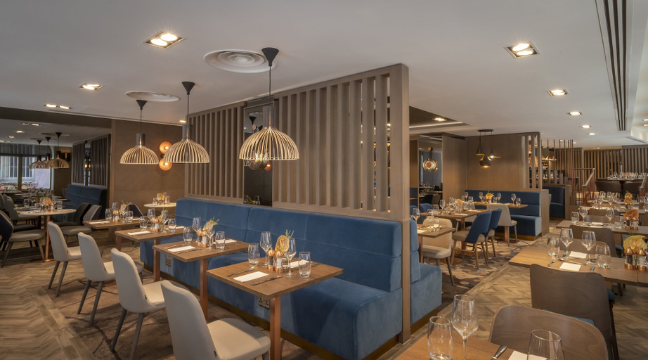 Food & Drinks 5, Clayton Hotel Bristol City, Bristol