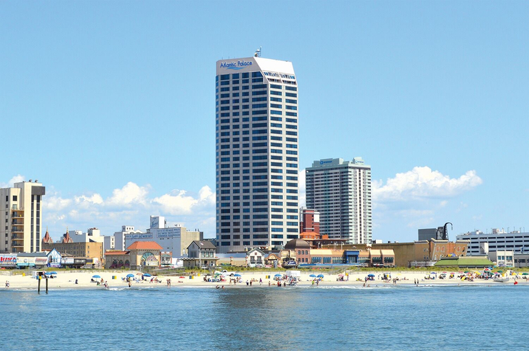 Exterior & Views 2, Boardwalk Resorts Atlantic Palace, Atlantic