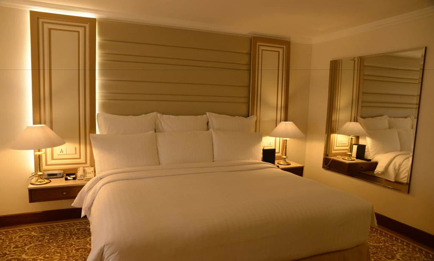 Bedroom 4, Marriott Karachi Hotel, Karachi