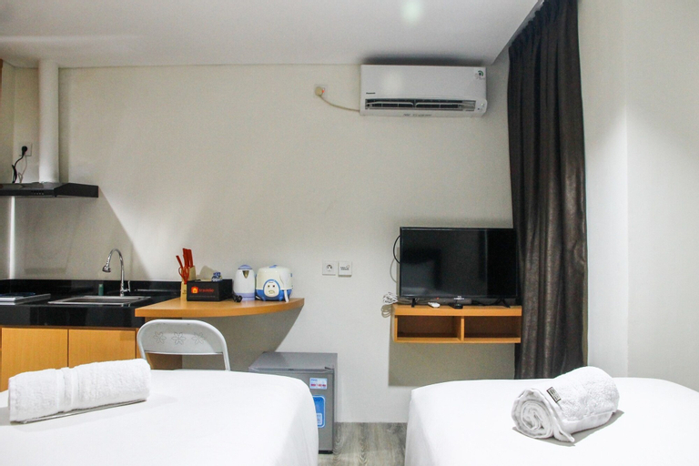Cozy Studio Room Bintaro Icon Apartment By Travelio, South Tangerang
