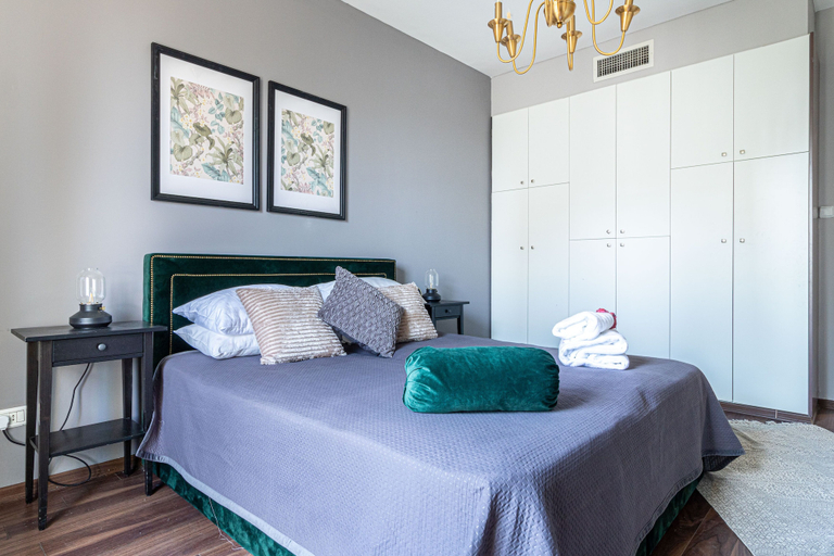 Bedroom 4, King David Court - Isrentals