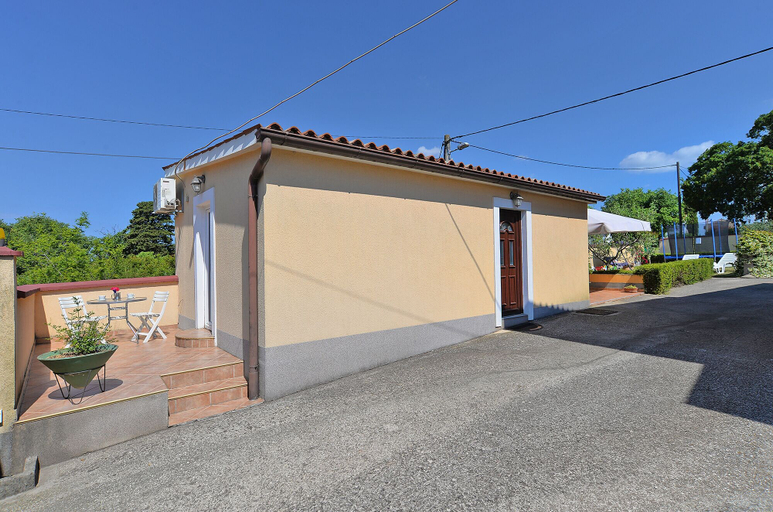 Exterior & Views 2, Apartment 1203, Pula