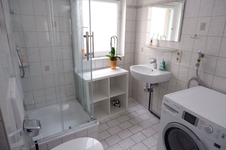 Bathroom 3, Privatzimmer in bester Altstadtlage, Tübingen