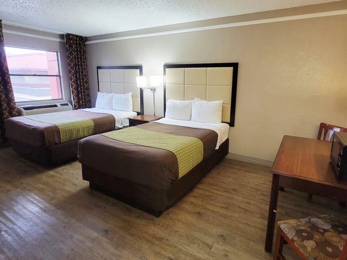 Bedroom 5, Flex Studios, Bexar