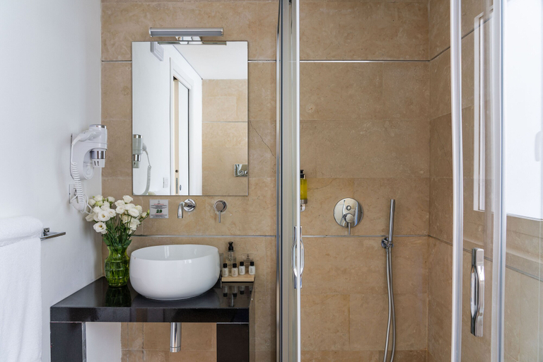 Bathroom 5, Re Dionisio Luxury Suites, Syracuse