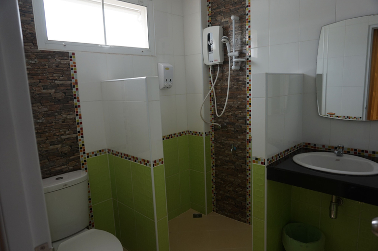 Bathroom 3, MT Place Sakon Nakhon, Muang Sakon Nakhon