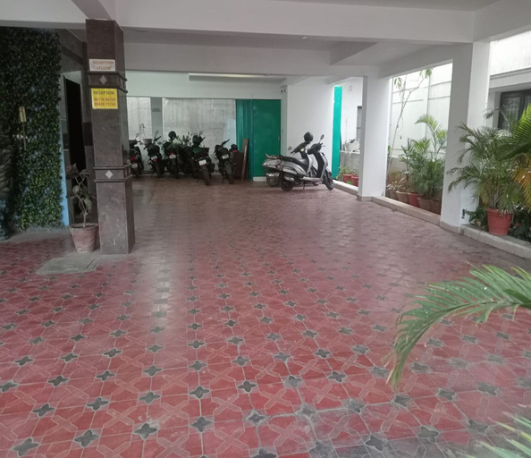 Others 4, Bluestones Residency, Coimbatore