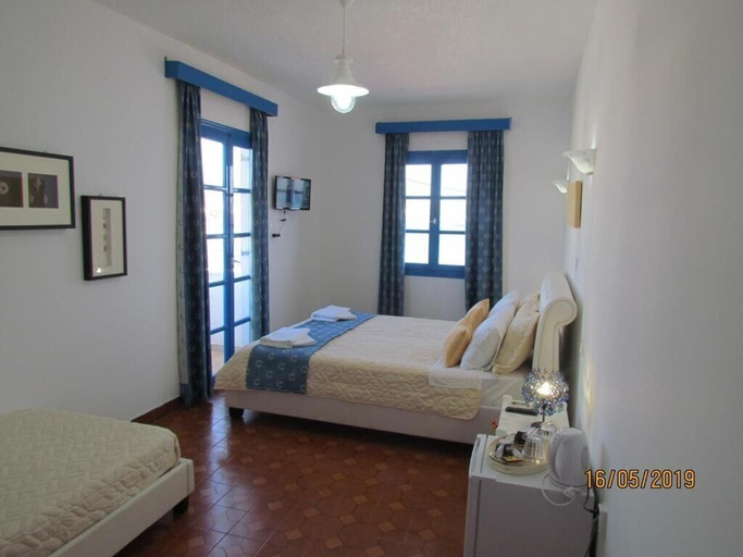 Bedroom 3, Milos Inn & Maisonette, South Aegean