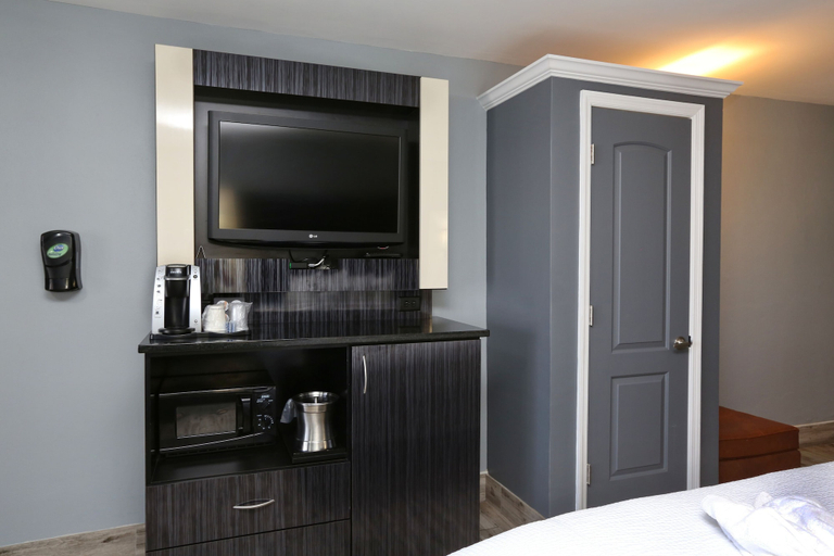 Bedroom 2, Marion Motor Lodge, Saint Johns