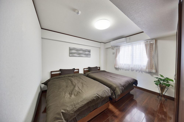Bedroom 2, FreedomHills B, Naha