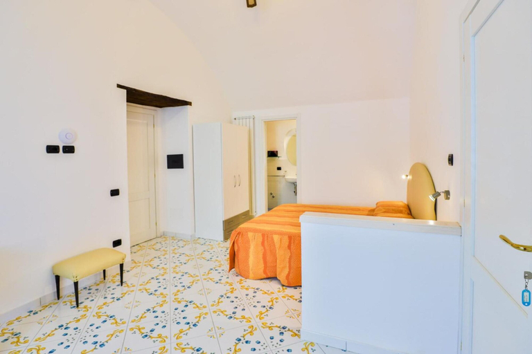 Bedroom 4, Della Monica Rooms, Salerno