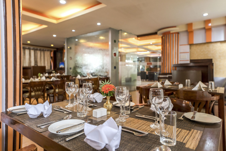 Food & Drinks 5, Airport Hotel Kathmandu - Near Pashupatinath Temple, Bagmati
