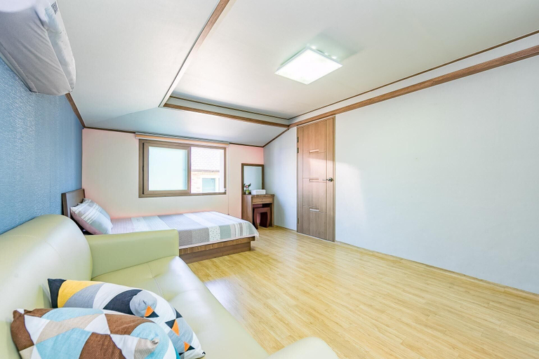Bedroom 3, Namhae Gagopa Pension, Namhae