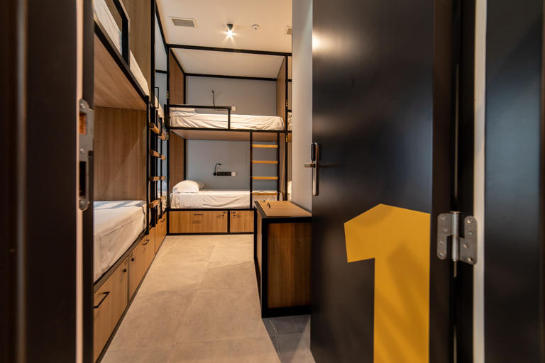 Bedroom 3, Petit Hostel La Latina - Adults Only, Madrid