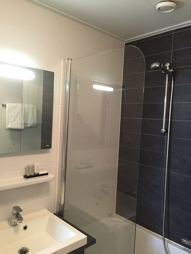 Bathroom 4, Hotel NAP BV, Terschelling