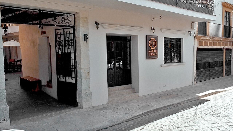 Exterior & Views 2, Hotel Casa Santo Tomás, Del Centro