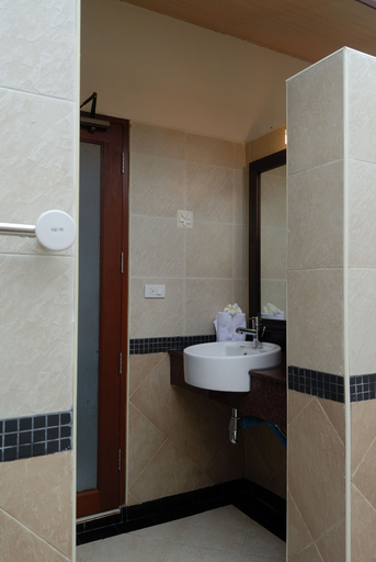 Bathroom 4, Promtsuk Buri Resort, Ko Samui
