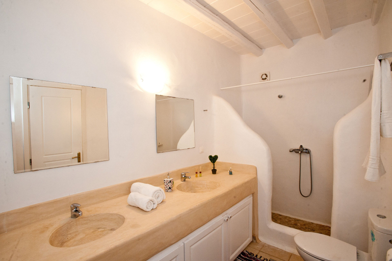 Bathroom 4, Sofia's Bungalows Mykonos, South Aegean