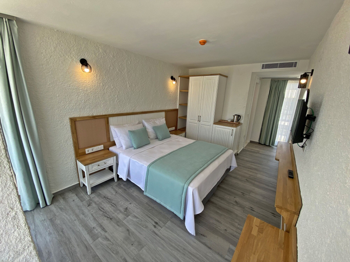 Bedroom 5, Vahide Dalyan, Çeşme