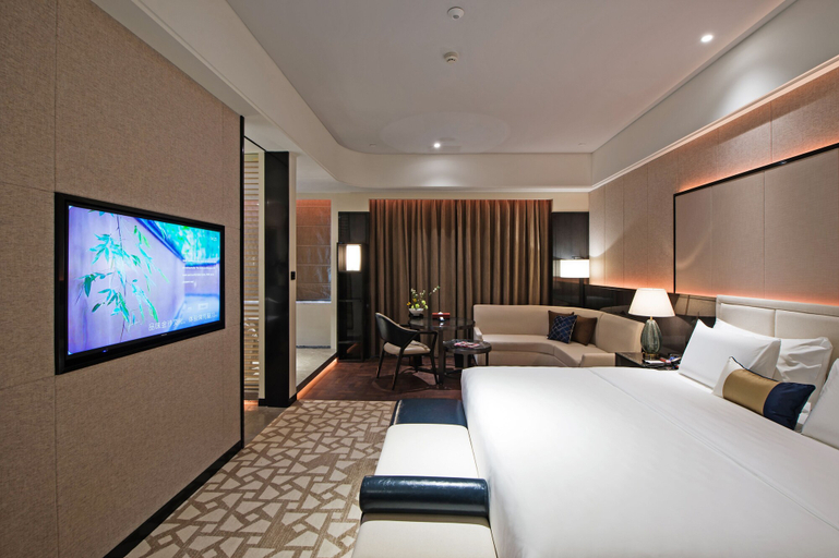 Bedroom 2, Rainbird International Hotel, Chengdu