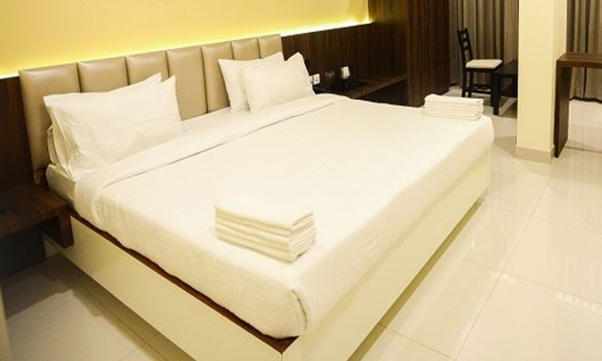 Bedroom 5, CLIFF EMBASSY BANQUET AND SUITES, Shimoga