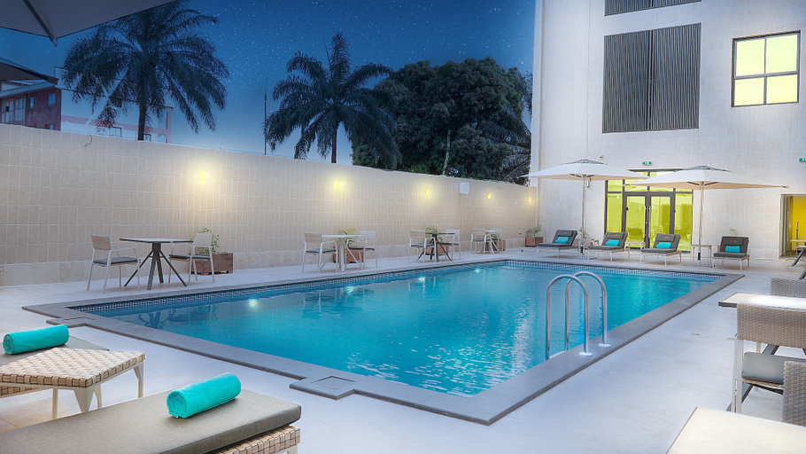 Sport & Beauty 3, Star Land Hotel Bastos, Mfoundi