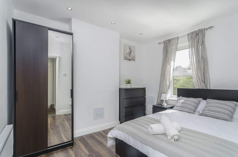 Bedroom 3, The Alabama, London
