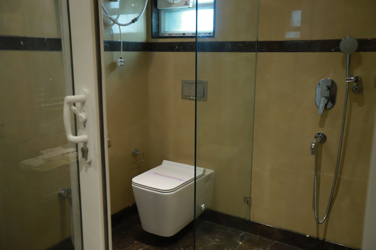 Bathroom 4, Hotel Acme, Kolkata