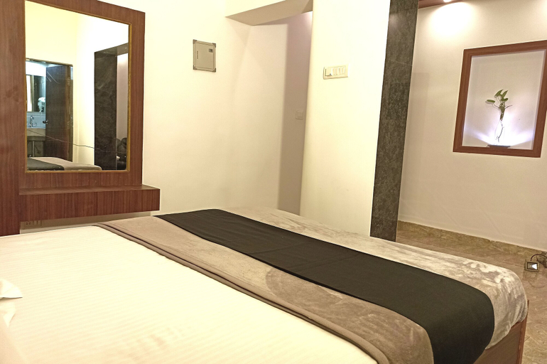 Bedroom 2, Spicy Bella Resort, North Goa