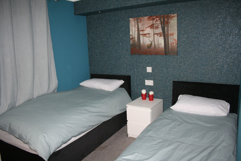 Bedroom 3, White Rose Hotel & Restaurant - Leeds, Leeds