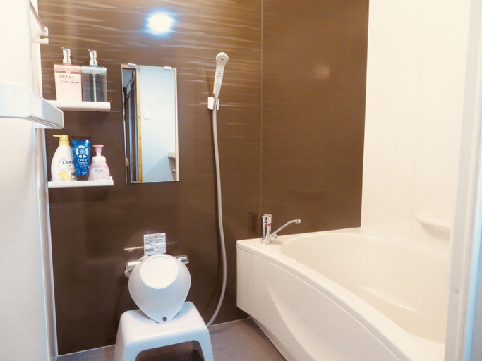 Bathroom, Utatei Villa, Takayama