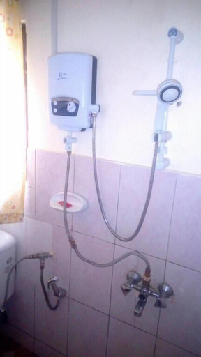 Bathroom 5, Nuel Residence entebbe, Entebbe
