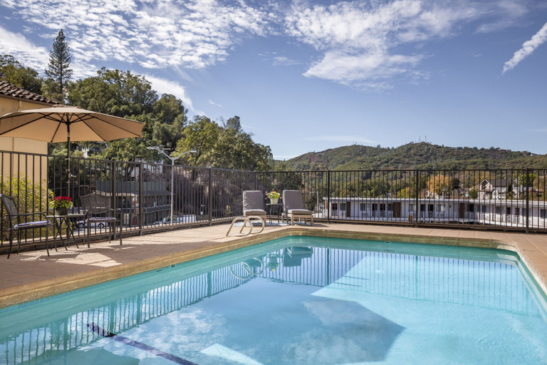 Sport & Beauty 5, Hotel Lumberjack, Tuolumne