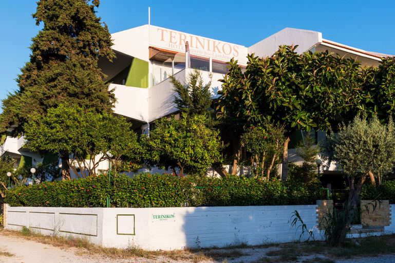 Exterior & Views 2, Terinikos Sunny Garden Hotel & Junior Suites, South Aegean