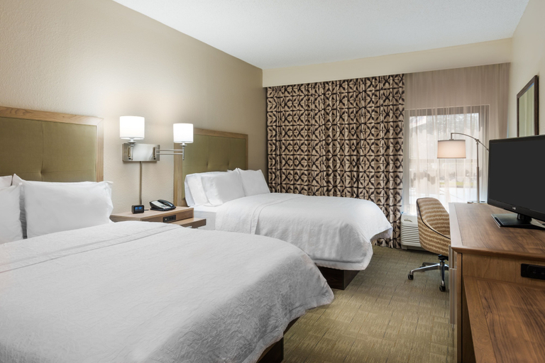 Bedroom 3, Hampton Inn Bonita Springs/Naples-North, Lee