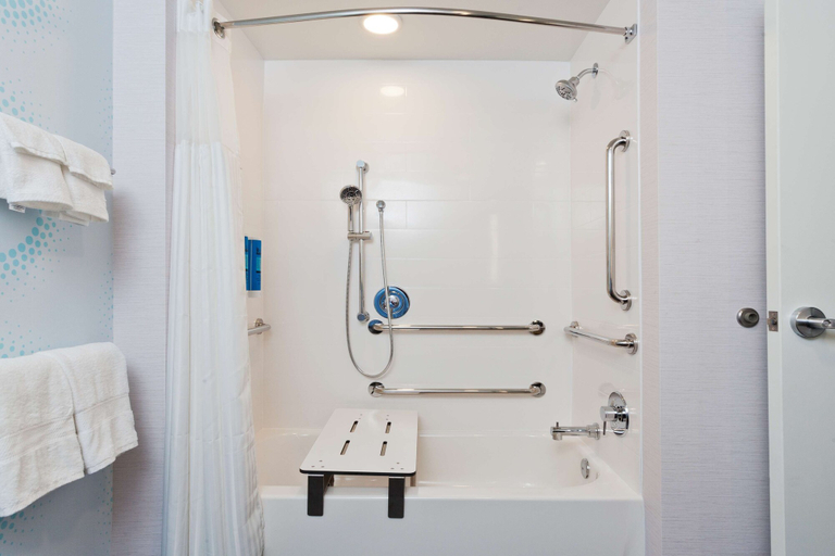 Bathroom 4, Tru By Hilton Prattville, Elmore
