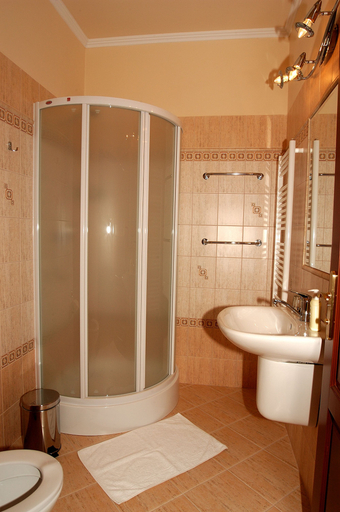 Bathroom 3, Penzión Zlatý Jeleň, Košice I