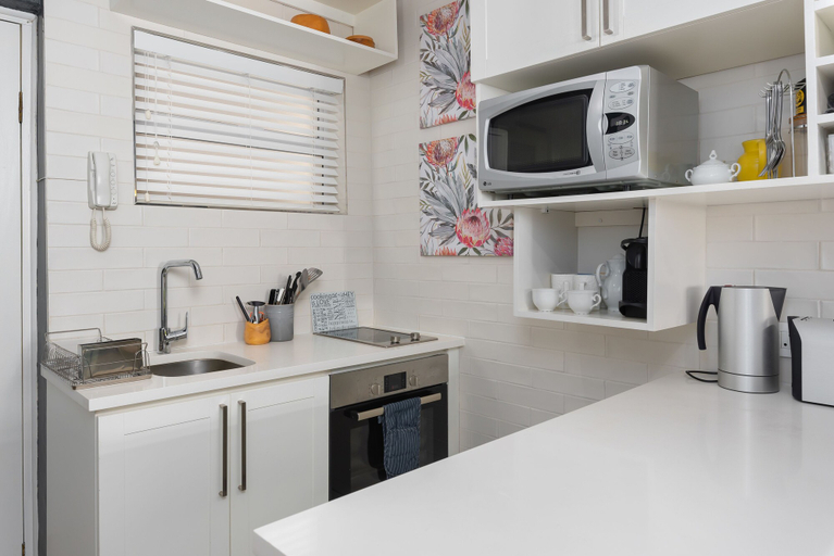 Others 5, Sandringham 23, City of Cape Town