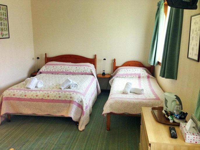 Bedroom 2, Buttonboss Lodge, Perthshire and Kinross