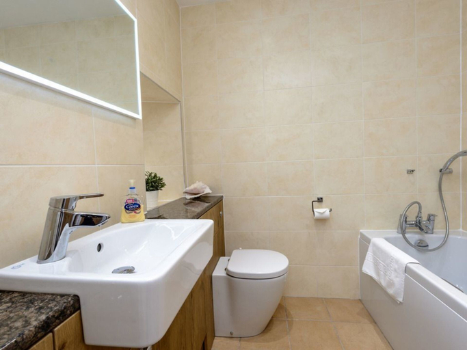Bathroom 3, Swifts Cottage, East Lothian