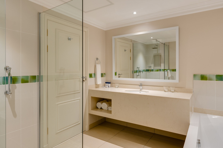 Bathroom 5, The Edward Hotel, eThekwini