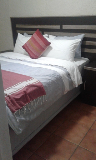 Bedroom 3, Acacia Guesthouse, Ekurhuleni