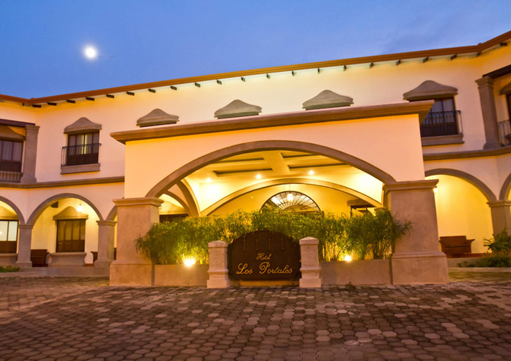 Exterior & Views 2, Hotel Los Portales, Chinandega
