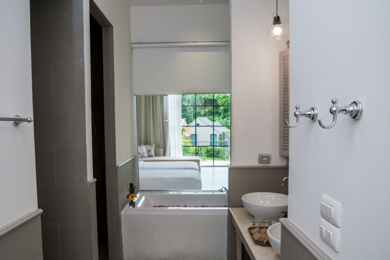 Bathroom 5, Flora Creek Chiang Mai, Hang Dong