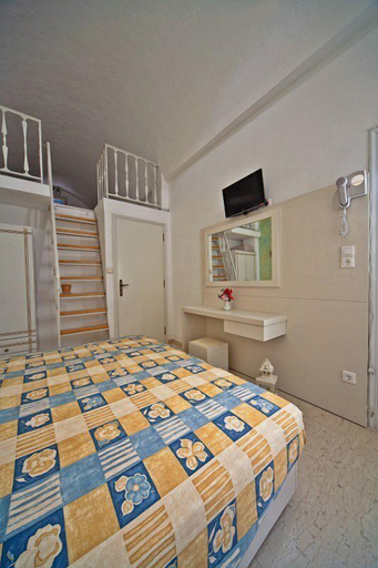 Bedroom 5, Sellada Apartments, South Aegean